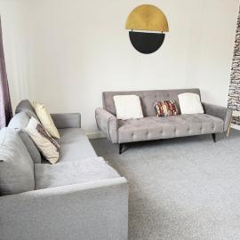 Affordable 6 Bed House Near Chatham Train Station, hotel in Chatham