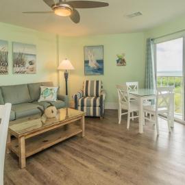 2405 Ocean Pointe Suites, Hotel in Tavernier