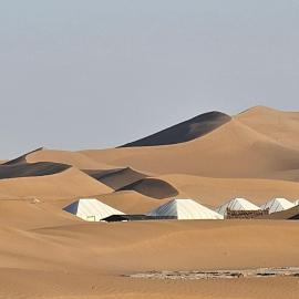 Sunlight Desert Camp, hôtel à M'Hamid El Ghizlane