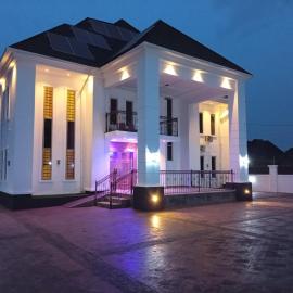 King Arthur Apartment, hotel a Akwa
