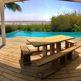 Villa Jean MALOUF,pieds dans le lac rose, hotel i Ouayembame