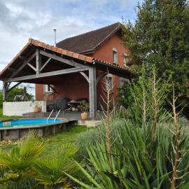Maison rouge, hotel v destinácii Nontron