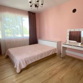 Emis apartment, hotel u gradu Targovište