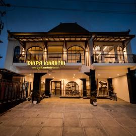 Dhipa Kinanthi Prawirotaman by Raminten，Timuran的飯店