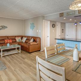Shop, Dine, Walk to Beach! Ocean City Condo