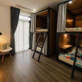 START HOUSE Capsule AIRPORT 5- MIN WALK, hotel in Ho Chi Minh City