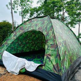Sinharaja Eco Camp, hotell sihtkohas Deniyaya