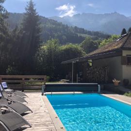 Gîtes du Grand Replomb, Le Préau, Piscine et Jacuzzi, hotell sihtkohas Sainte-Agnès