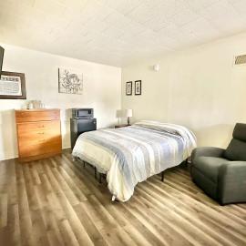 Flora Motel, hotel u gradu 'Flora'