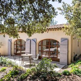 La Petite Maison Maurice, ξενοδοχείο σε Cucuron