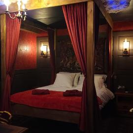 Aux Nuits Magiques, hotel in Coclois