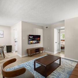 Round Rock 1BR Getaway with King Bed, Free Parking and Wi-Fi