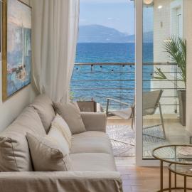 Aura Seaside Apartment