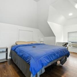 Private Rooms Furnished&Renovate for Short and Extended Stays, hotel in Newark