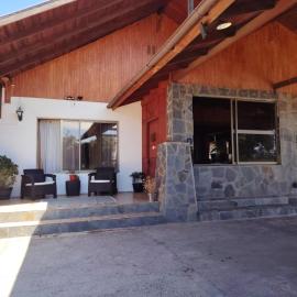 Hospedaje Centro Huequén, Hotel in Angol