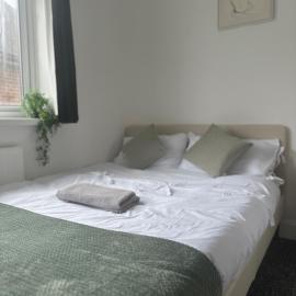 Contractor Haven in Ilkeston, Parking, Fast WiFi
