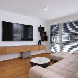 Luxury apartment with large terrace and Free EV charging