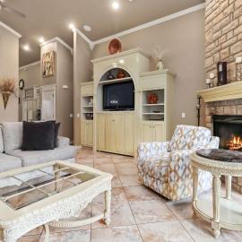 Casa Oasis Extra Large home centrally located, hotel u gradu Springdejl