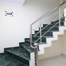 Hotel O Atithi Home Stay, hotel Garhā városában