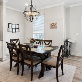 3 En-Suite Beach Townhome - 5 Min Walk to Sand - Sleeps 10 - Community Pool