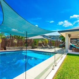 Tropical Dreams - Spacious Retreat with Private Pool