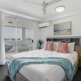 "Cairns Sky" A Central Resort-style Retreat