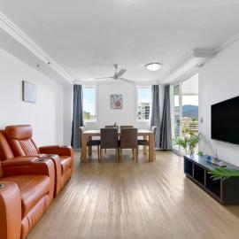McLeod Rise - Cairn Base with Rooftop Pool & Spa