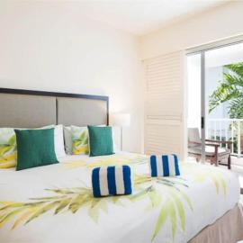 Couple's Coastal Haven Retreat at The Beach Club, hotel a Palm Cove