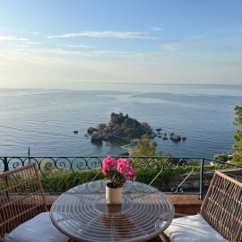 La Bergerie Isolabella sea view B & B