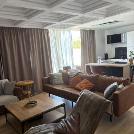 Le Pignole - Clim - Piscine - Parking - Jardin - 5 pers, Hotel in Saint-Jory