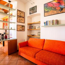 Arila Stays - Leisure & Business a 10 minuti a piedi dal lago, hotel a Ispra