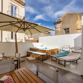 Rial Collection Luxury Suite