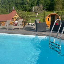 KOTA bien être jaccuzzi , sauna , piscine chauffée , soins bien être