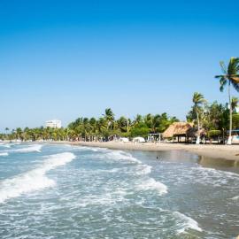 Spacious Coveas Cabin 4 Bedrooms, close to beach, Pet-Friendly