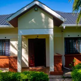 The Westgate Inn, viešbutis mieste Bungoma