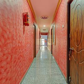 Hotel O The Ken Regency, хотел в Ченай