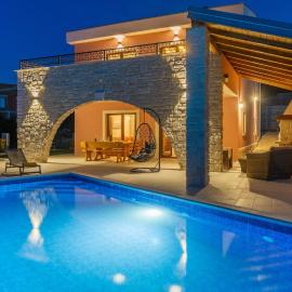 Holiday home Villa Vrbnik by Villas guide, hotel u Vrbniku