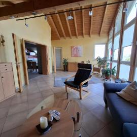 Ferienwohnung Charbi، فندق في زيمرن