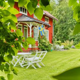 Unikt Boende I Strömsbergs Gamla Järnbruk, hotel v destinácii Strömsberg