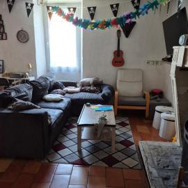 4 bedroom house, hotel sa Sémussac