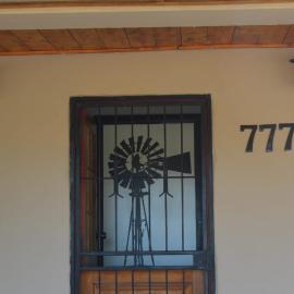 Vir Oulaas Guesthouse, hotel in Nieuwoudtville
