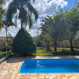 Chácara com Piscina