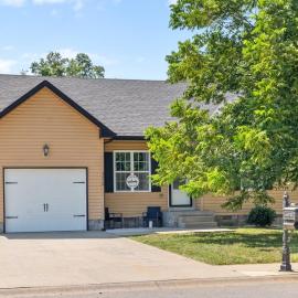 Serene Retreat Near Fort Campbell and Casino, hotel a Clarksville