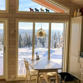 Cottage With Views Over Østerdalen In Birkenåsen, hotel en Rena