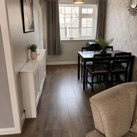The Grimsby Heneage Stay, khách sạn ở Grimsby