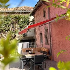 Gîte Le Frésyl, hotel a Jaujac
