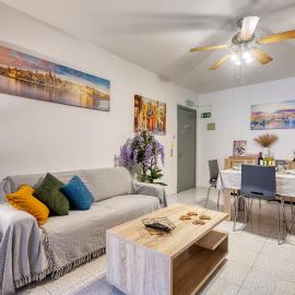 Cosy 2 bedroom apartment near the sea RPSA1-1