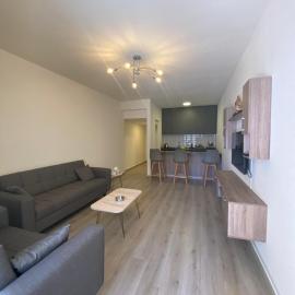 Chalet for rent in Jounieh, khách sạn ở Ad Dkārīn