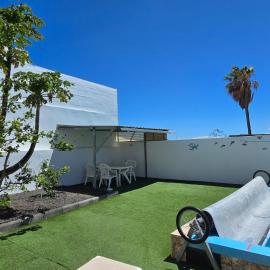 2 Schlafzimmer - ruhige Lage - Pool - Parkplatz