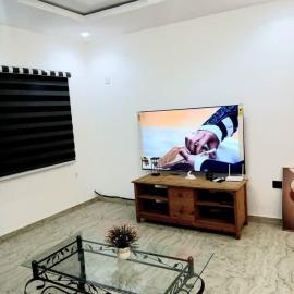 15 by 1 apartments, hotell i Agege